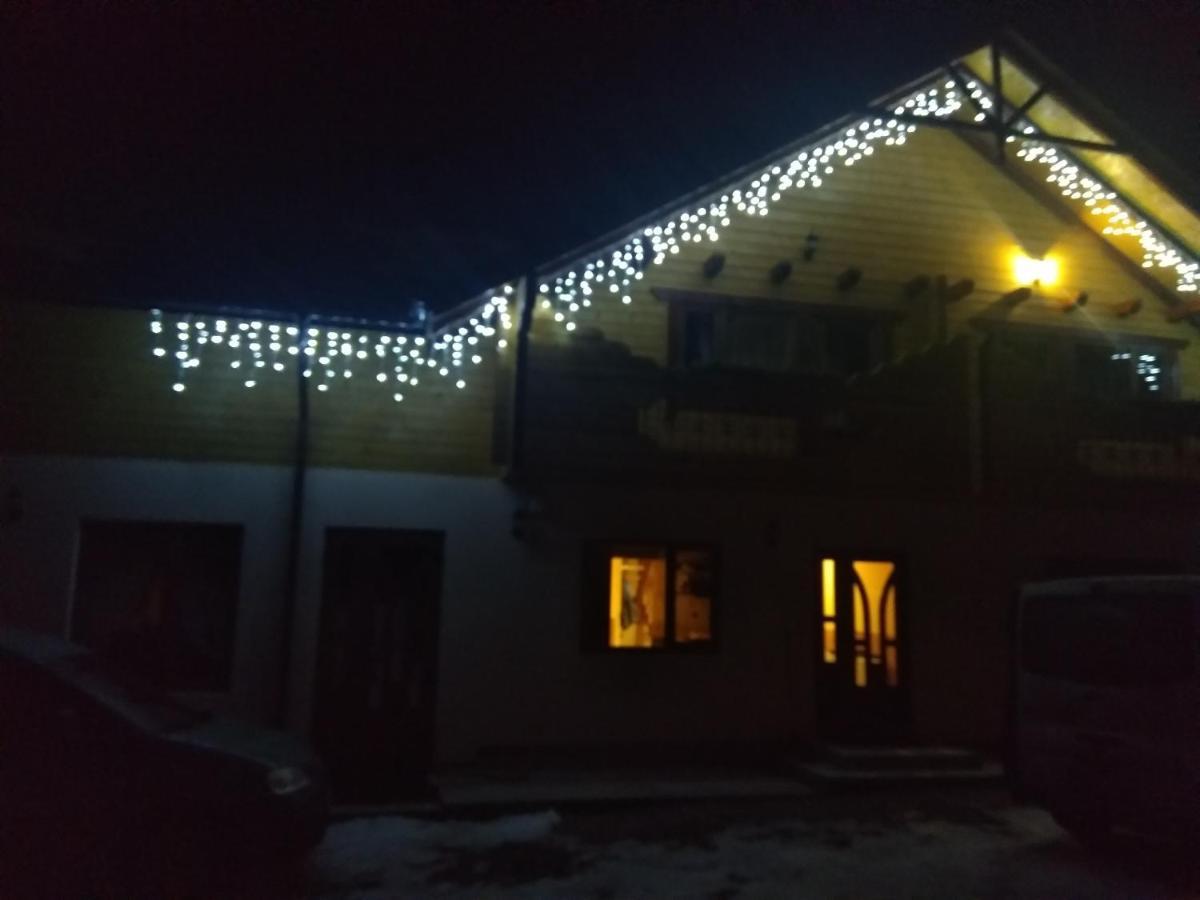 Приватна Садиба "Гереджука" Vorokhta Eksteriør billede
